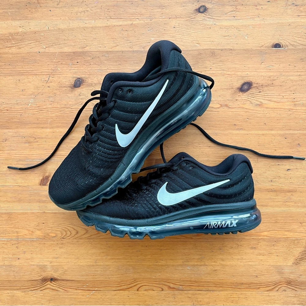 Nike Air Max Black Sneakers
